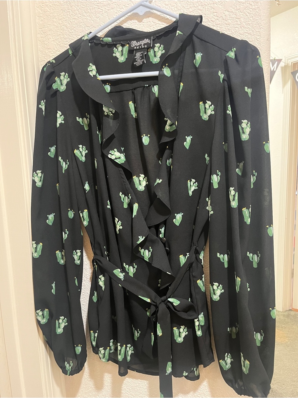 Wrangler Retro Black Blouse with Green Cactus Print